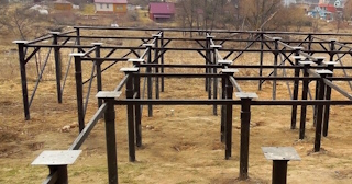 Свайный фундамент под ключ цена с установкой в Каменске-Шахтинском от 524 рублей/м2| установка свайного фундамента под дом под ключ недорого